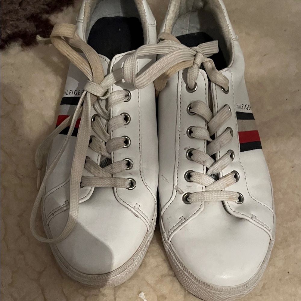 Tommy Hilfiger White Sneakers with Black and Red Accents